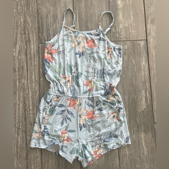 Girls size 8/10 3 piece sundress/rompers!  Great condition! - Picture 2 of 10